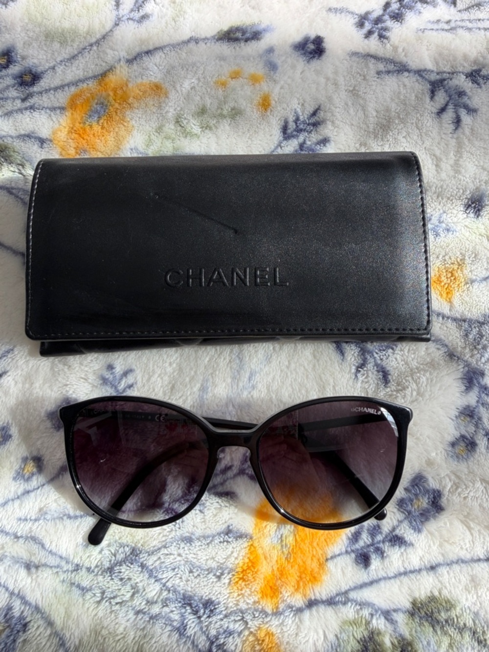 Authentic CHANEL 5278 Sunglasses Black Butterfly Frame w/ Case, Cloth and Box